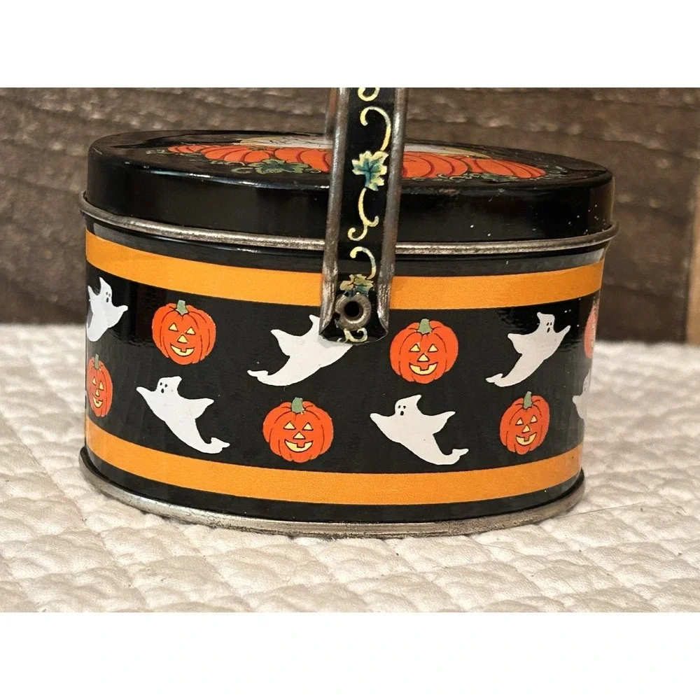 Vintage Keller Charles Philadelphia Mini Halloween Tin‎ Box Handle Ghost Pumpkin